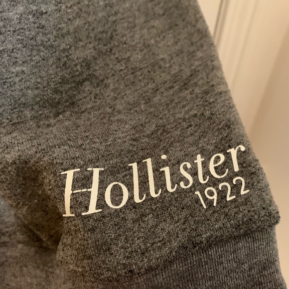 Long grey Hollister sweater - Picture 2 of 3